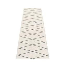 pap147_Rel black_vanilla_pappelina_max_mxx724_back.jpg