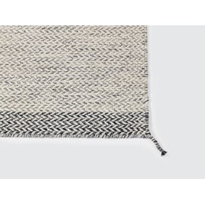 18522_Rel Ply_rug_offwhite_detail_low-res.jpg