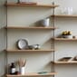 WS.115.2_Rel MOEBE_Wall-Shelving_IC_Oak-Warm-Grey_Low-Res_04.jpg