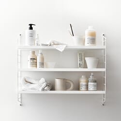 SPM5015-12-12_Rel Inspo-String-Pocket-Metall-Hvit-1.jpg