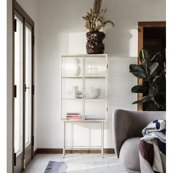 100569693 100569693_2.jpg