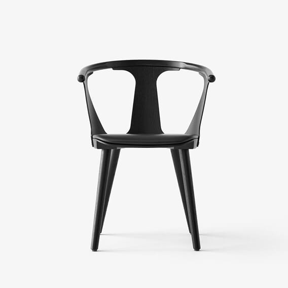 82010308 In_Between_SK2_in_Black_Lacquered_Oak_w._Black_Silk_leather_front.jpg.jpg