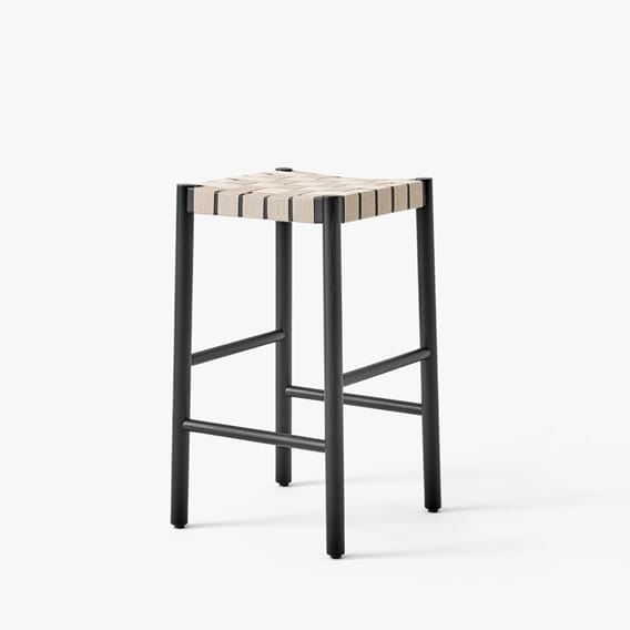 13070094 Betty_TK7_Black_1.jpg