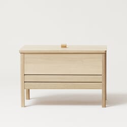 2130_Rel F&R_A-Line-Storage-bench-68_white-oak_front.jpg