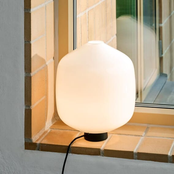 aspekt 200 bordlampe.jpg