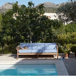 1505779_Rel 1505778_Virkelyst_3-seater,_Sea_Blue_Stripes_M.jpg