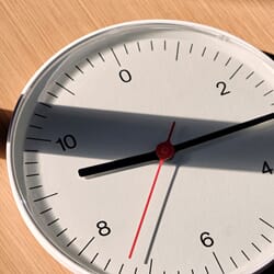 AC464-A605_Rel Wall_Clock_white.jpg