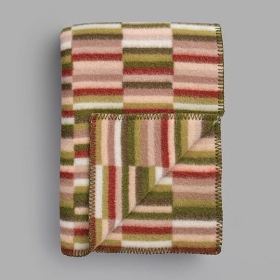 6002 IDA_THROW_6002_THUMB.jpg.jpg