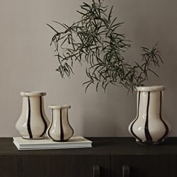 fermLIVING_SS24_RibanVase_1104268845_1104268846_1104268847_2.jpg
