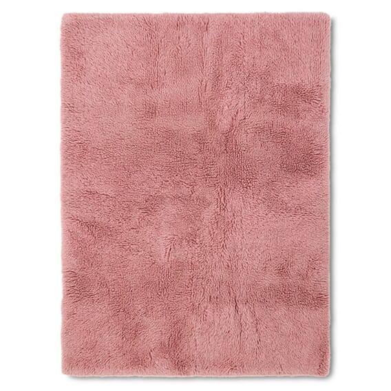 Fluffy rug pink (1).jpg