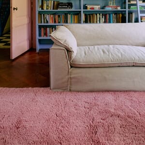 Fluffy rug pink (4).jpg