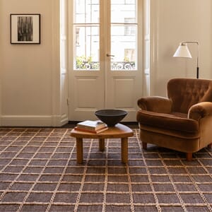 Gulvteppe Strata Braided Jute i brunt (3).jpg