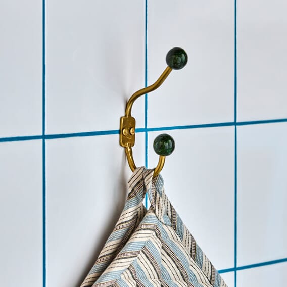 Knagg Ball Grønn H13.jpg