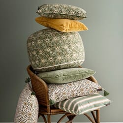 Pouf roja forest (1).jpg