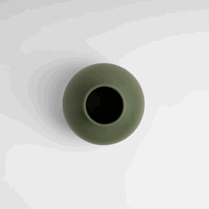 Strøm Vase Large Deep Green.png