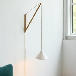 Suspended Vegglampe i  eikhvit (12).jpg