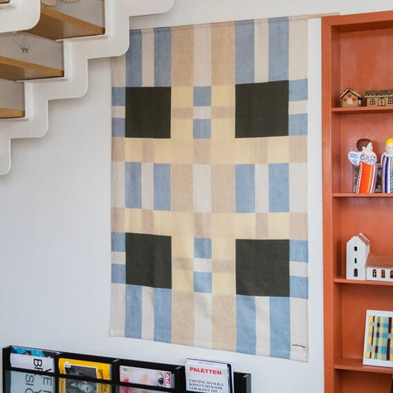 Veggteppe Square Vertikal (1).jpg