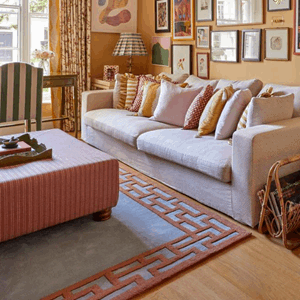 Gulvteppe Alice Crawley Indocine Blue Rust 2.png