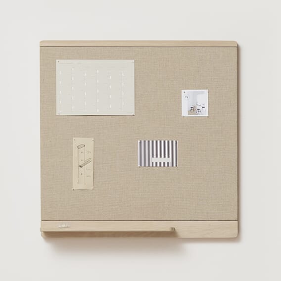 2421-1 F&R_Rim_Pinboard_White_Oak_Front_Pins_1.jpg