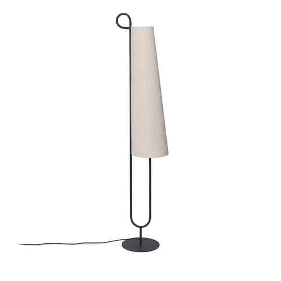 fermLIVING_AW23_AncoraFloorLamp_1104268243_1104268245_01.jpg