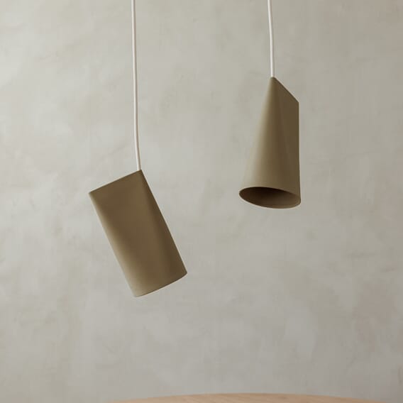 MOEBE_Ceramic-Pendant_IC_Narrow_Olive_High-Res_03.jpg