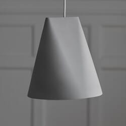 MOEBE_Ceramic-Pendant_IC_Wide_Light-Grey_High-Res_02 (1).jpg