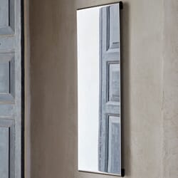 fermLIVING_SS23_TangentMirror_ 1104265577_image_0102.jpg