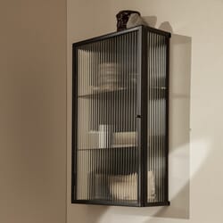 Haze Veggskap Rillet Svart