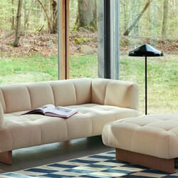 Quilton Lift 2 seater Tartaglia 857 wb lacquered oak base_Quilton Lift Ottoman Tartaglia 857 wb lacquered oak base 01.jpg