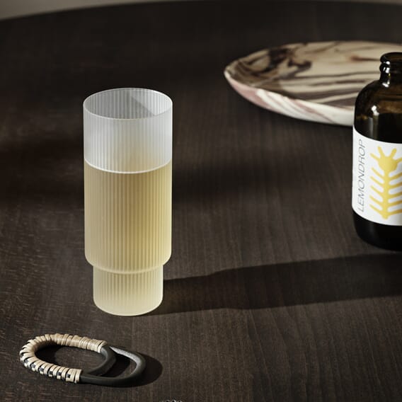 fermLIVING_SS24_RippleLongDrink_Glasses_SetOf4_Frosted_1104269323_01.jpg