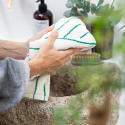 Bongusta_Striped_Towels_ 060_Lifestyle (1).jpg