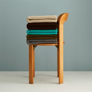 Rey Chair deep golden wb lacquer beech_Mono Blanket Family.jpg