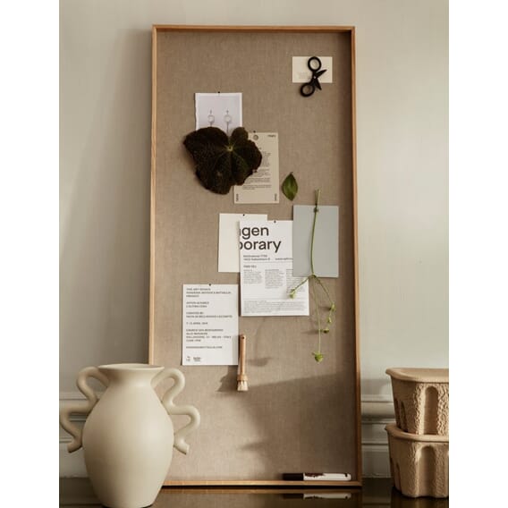 1104264532 fermLIVING-AW21-SceneryPinBoardNarrowNaturalOak-VersoTableVaseCream-image.jpg
